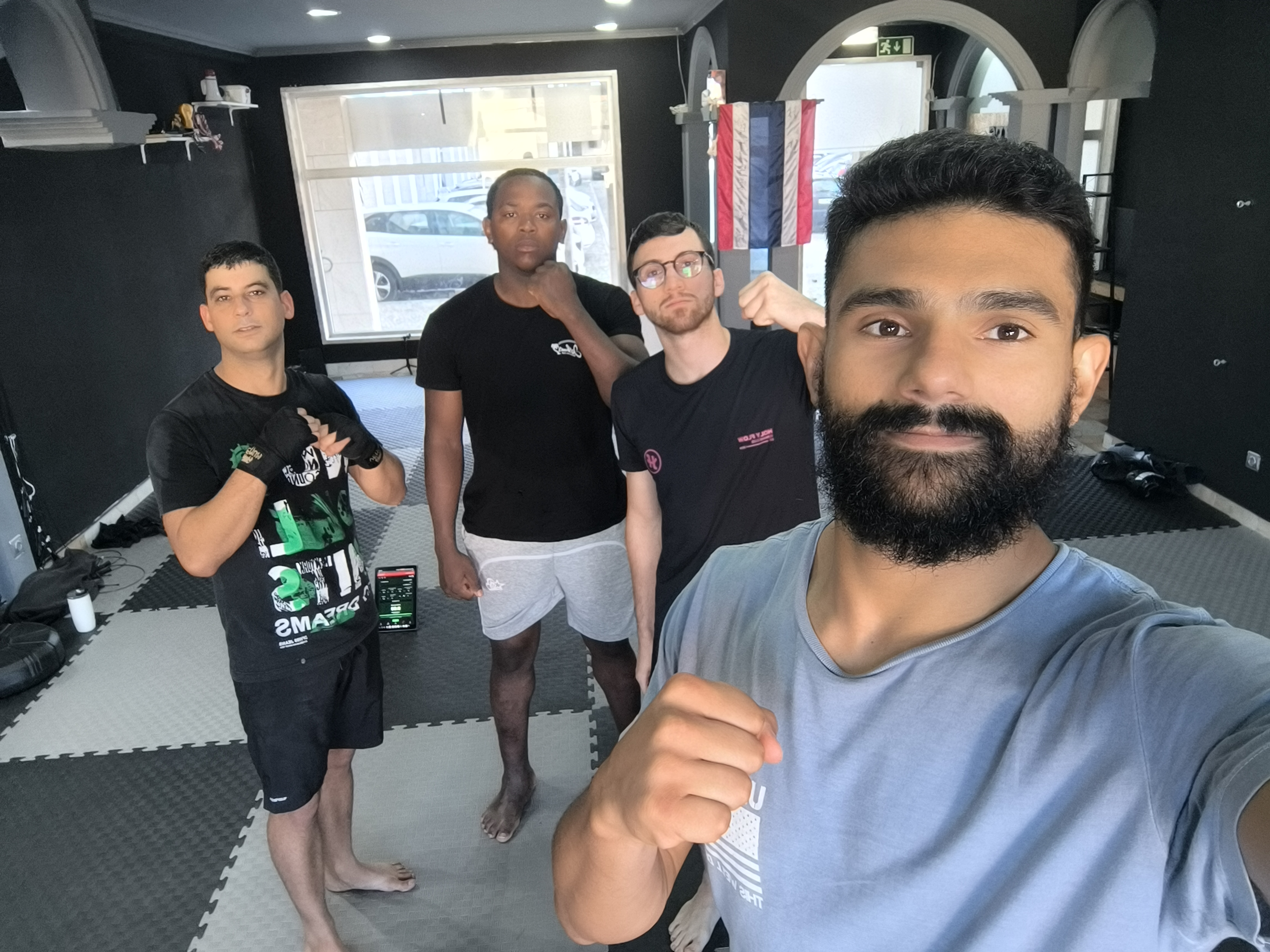 Treino na Kingdom Fight School